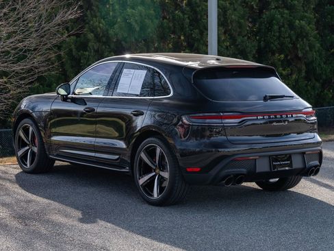 Certified 2026 Porsche Macan S image 3
