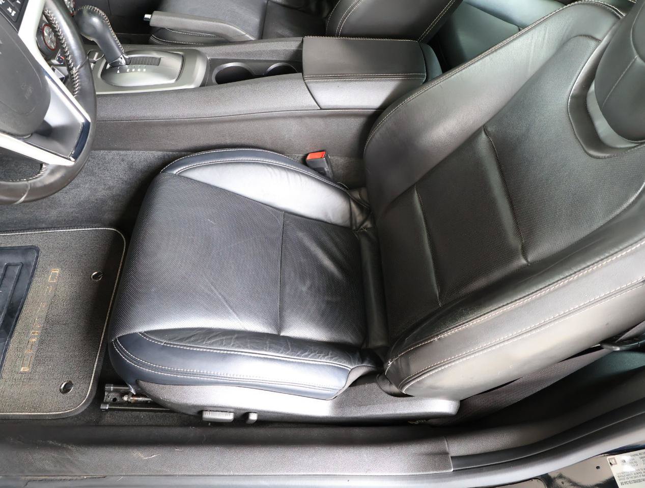 Used 2013 Chevrolet Camaro LT RWD image 39