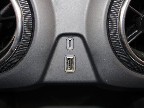 Used 2024 Chevrolet Blazer LT image 41