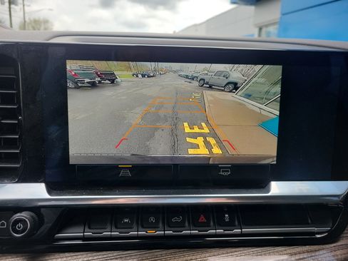 Used 2022 Chevrolet Silverado 1500 LT image 10