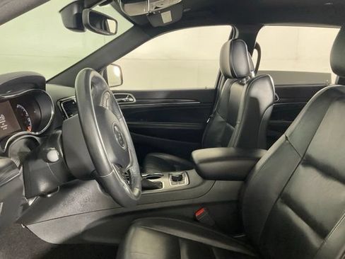 Used 2019 Jeep Grand Cherokee Limited AWD/4WD image 28