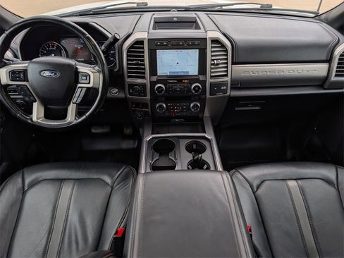 Used 2021 Ford F250 Platinum w/ FX4 Off-Road Package image 16