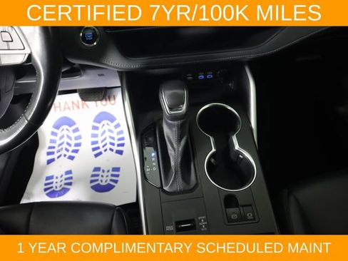 Used 2022 Toyota Highlander XSE FWD image 24