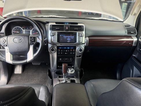 Used 2018 Toyota 4Runner Limited AWD/4WD image 41