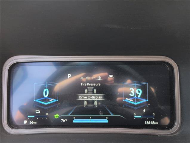 Used 2023 Hyundai Kona SEL FWD image 13