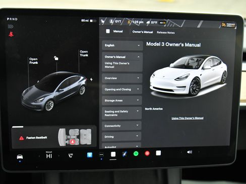 Used 2021 Tesla Model 3 Standard Range Plus image 24