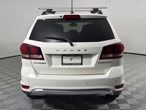 Used 2020 Dodge Journey Crossroad FWD image 6