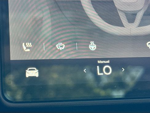 Used 2025 Tesla Model 3 Long Range image 19