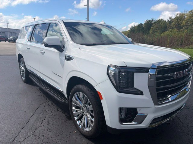 Used 2021 GMC Yukon XL SLT w/ SLT Luxury Plus Package AWD/4WD image 7