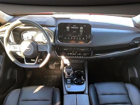 Certified 2023 Nissan Rogue SL w/ SL Premium Package image 14