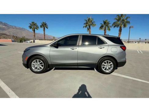 Used 2024 Chevrolet Equinox LS image 5