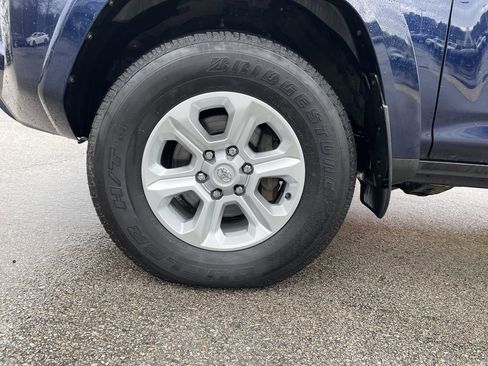 Certified 2023 Toyota 4Runner SR5 Premium w/ Moonroof Package AWD/4WD image 9