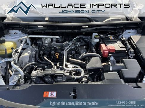 Used 2025 Mitsubishi Outlander AWD image 45