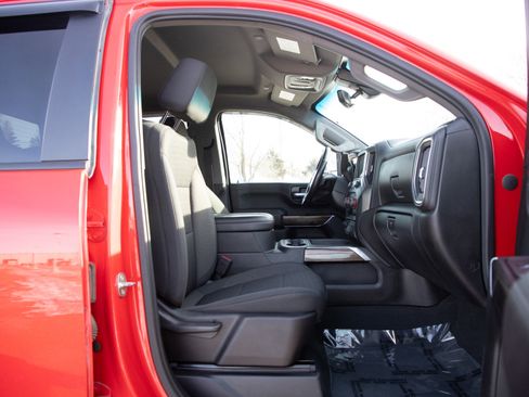 Used 2021 Chevrolet Silverado 2500 LT w/ Convenience Package image 11