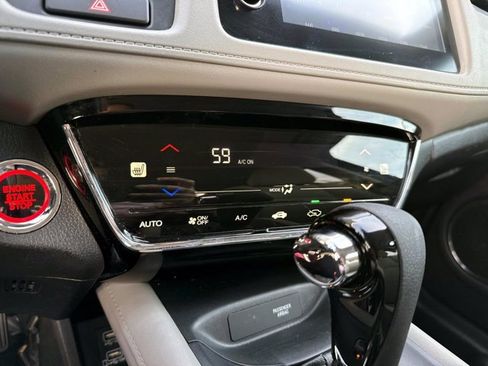 Used 2019 Honda HR-V EX image 26