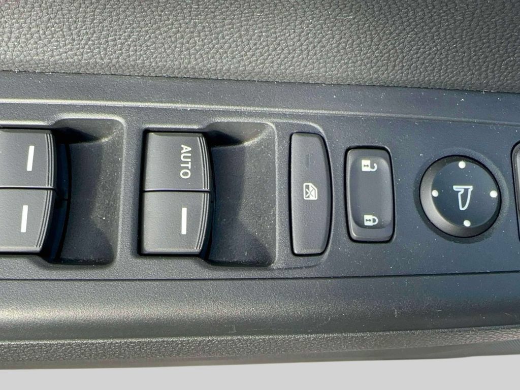 Certified 2025 Honda CR-V LX image 13