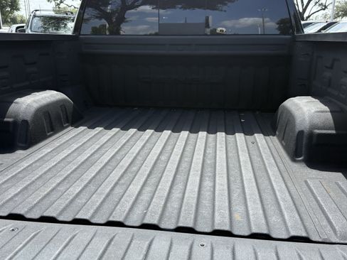 Used 2023 GMC Sierra 1500 Denali Ultimate AWD/4WD image 32
