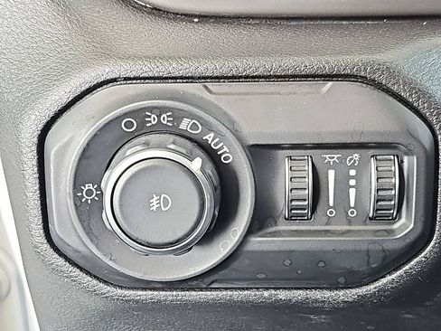 Used 2019 Jeep Wrangler Unlimited Sport S AWD/4WD image 29