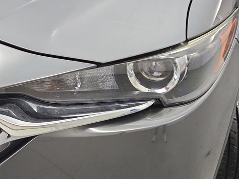 Used 2019 MAZDA CX-5 Touring image 31