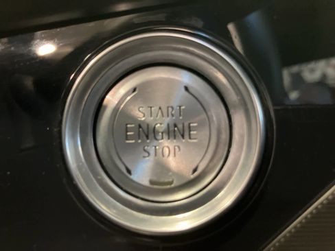 Used 2021 Chevrolet Corvette Stingray Premium Conv w/ 3LT image 23