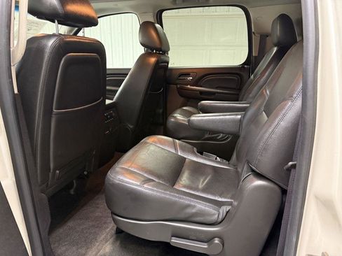 Used 2012 GMC Yukon XL Denali AWD/4WD image 28
