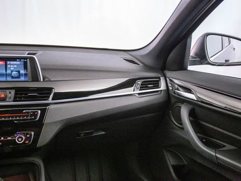 Used 2018 BMW X1 xDrive28i AWD/4WD image 5