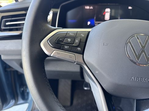 Used 2025 Volkswagen Jetta SE w/ Black Wheel Package FWD image 18