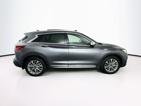 Used 2023 INFINITI QX50 Luxe w/ Accent Package AWD/4WD image 10