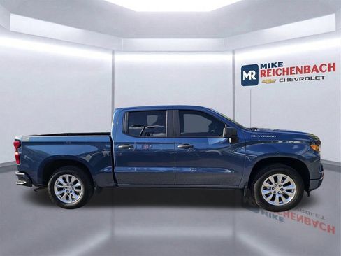 Used 2024 Chevrolet Silverado 1500 Custom RWD image 3