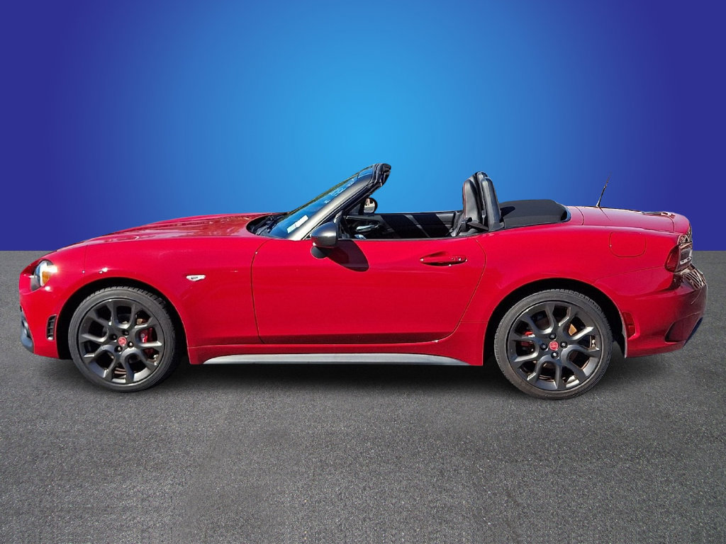 Used 2017 FIAT 124 Spider Abarth RWD image 7