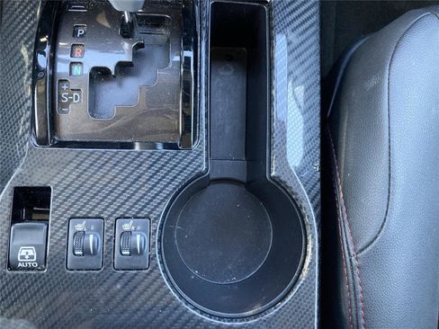 Used 2024 Toyota 4Runner TRD Off-Road Premium image 17