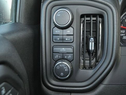 Used 2020 Chevrolet Silverado 1500 Custom w/ Custom Value Package image 28