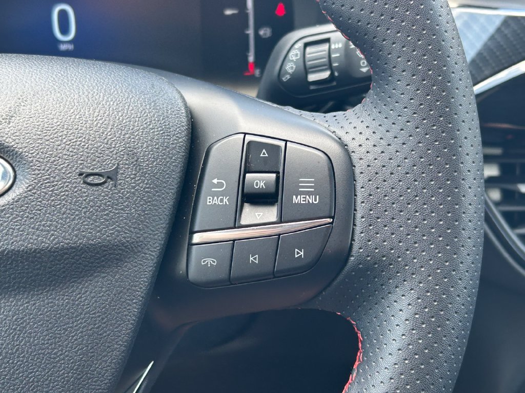 Used 2025 Ford Escape ST-Line FWD image 34