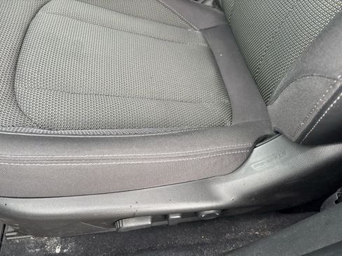 Used 2024 Subaru Crosstrek 2.0i Premium AWD/4WD image 17