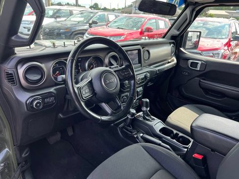 Used 2020 Jeep Wrangler Unlimited Sport S AWD/4WD image 9