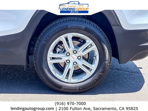 Used 2022 GMC Terrain SLE FWD image 10