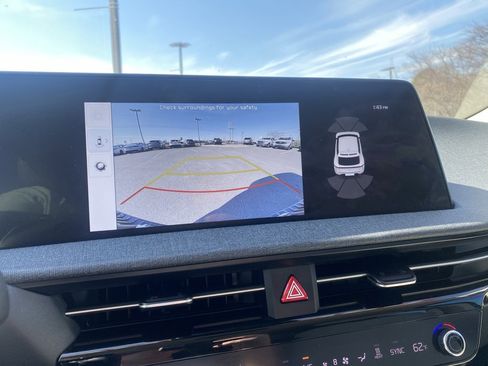 Used 2024 Kia EV6 Wind image 17