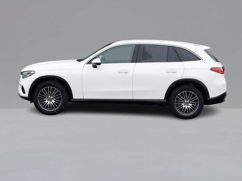 Used 2026 Mercedes-Benz GLC 300 4MATIC image 7
