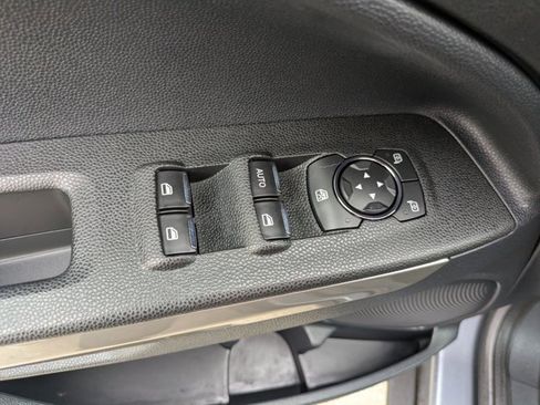 Used 2018 Ford EcoSport Titanium image 11