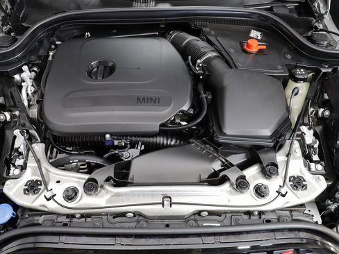 Certified 2025 MINI Cooper S image 23