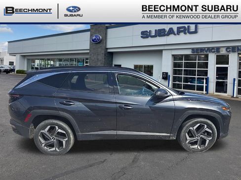 Used 2023 Hyundai Tucson Limited AWD/4WD image 2