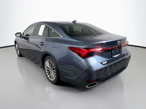 Used 2022 Toyota Avalon Limited w/ Advanced Safety Package FWD image 8