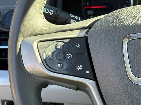 Used 2019 GMC Terrain Denali w/ Advanced Safety Package image 28