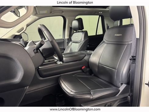Used 2025 Ford Expedition Max Platinum w/ Driver's Package AWD/4WD image 15