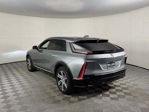 Used 2024 Cadillac Lyriq Tech RWD image 6