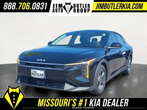 Used 2025 Kia K4 FWD image 1
