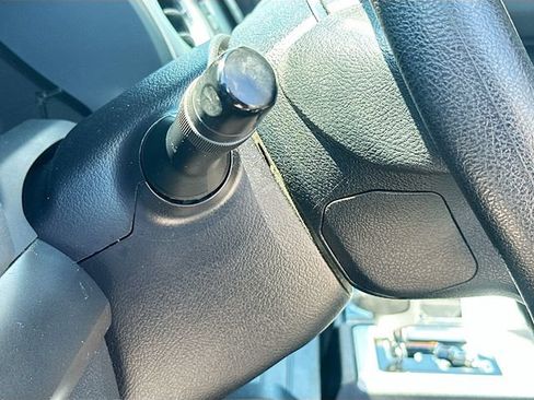 Used 2018 Toyota Tundra SR5 w/ SR5 Upgrade Package AWD/4WD image 10