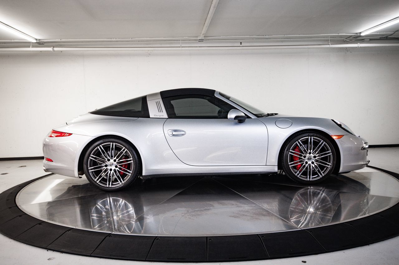 Used 2016 Porsche 911 Targa 4S AWD/4WD image 8