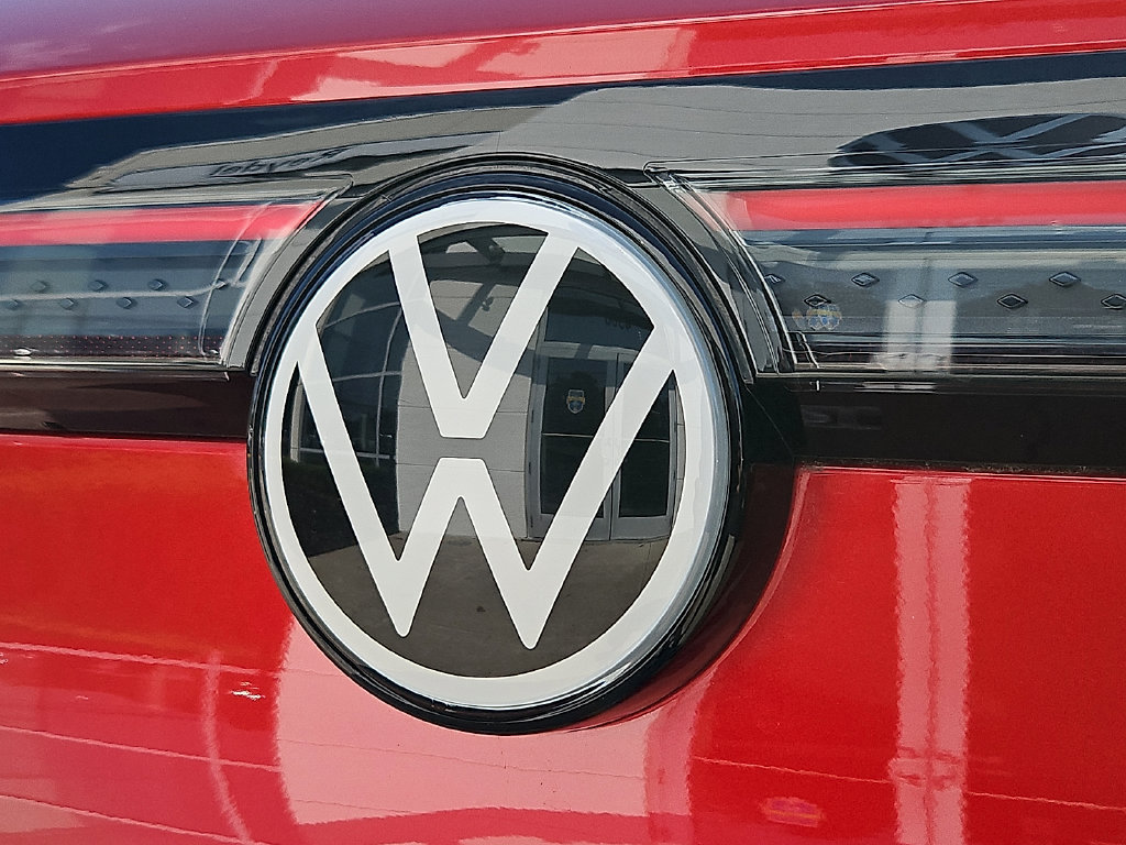 Certified 2025 Volkswagen ID.4 Pro S Plus AWD/4WD image 11
