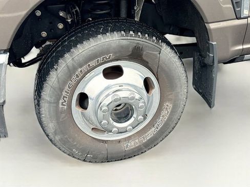 Certified 2023 Ford F350 Lariat w/ Lariat Ultimate Package image 34